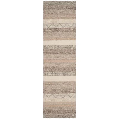 Indian Wells Tufted Rug - Safavieh 9 Indian Wells Tufted Rug - Safavieh - Image 9