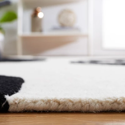 Rodeo Drive RD860 Hand Tufted Area Rug - Safavieh 2 Rodeo Drive RD860 Hand Tufted Area Rug - Safavieh - Image 2