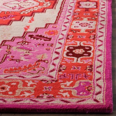 Nasim Medallion Tufted Area Rug - Safavieh 2 Nasim Medallion Tufted Area Rug - Safavieh - Image 2